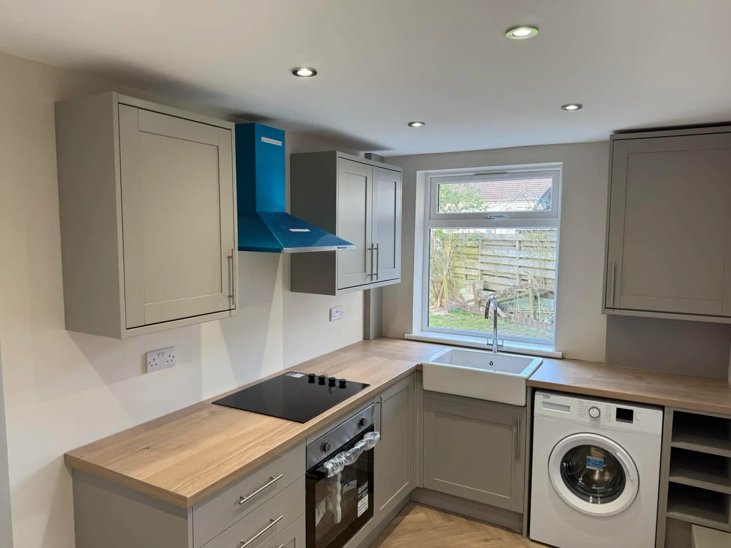 Precsion Painting Contractors - Kitchen painting and decorating in Lanarkshire Scotland Precsion Painting Contractors - Kitchen painting and decorating in Lanarkshire Scotland